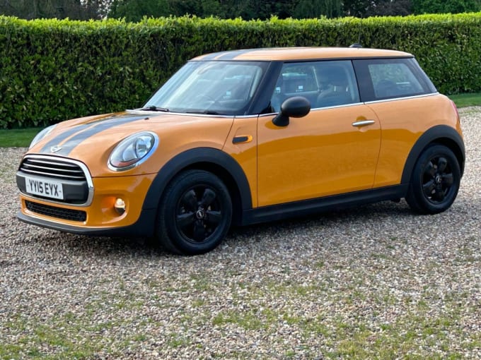 2025 Mini Hatch