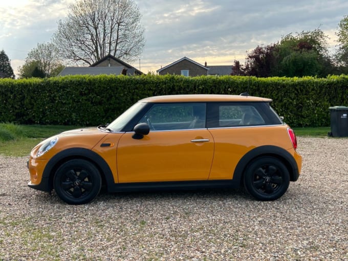 2025 Mini Hatch