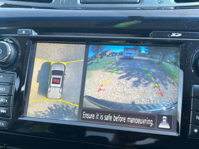 2025 Nissan Navara