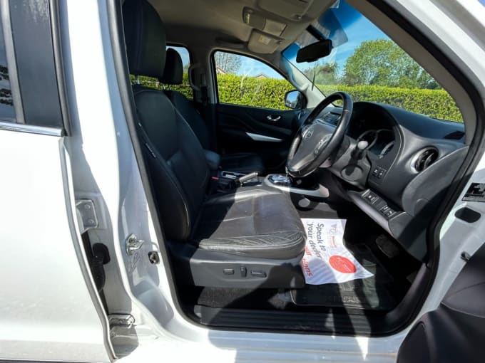 2025 Nissan Navara