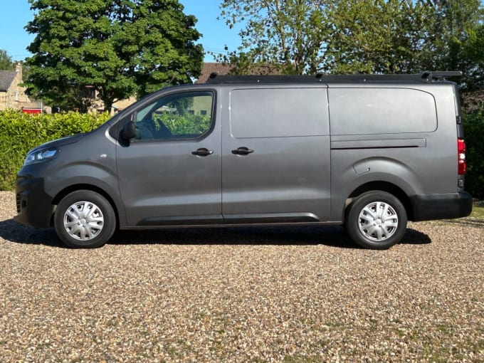 2025 Vauxhall Vivaro