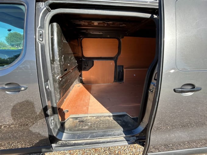 2025 Vauxhall Vivaro