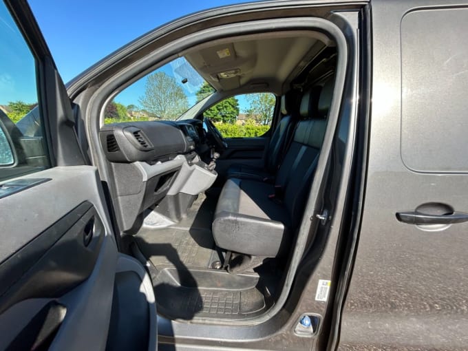 2025 Vauxhall Vivaro