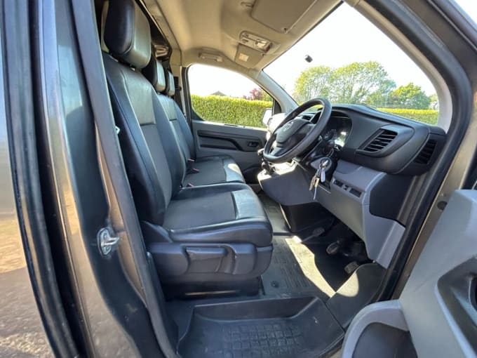 2025 Vauxhall Vivaro