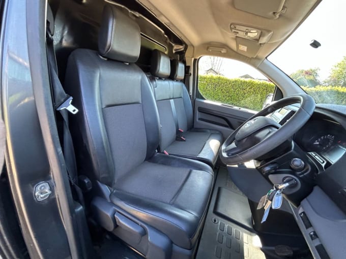 2025 Vauxhall Vivaro