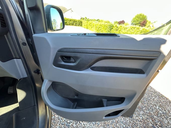 2025 Vauxhall Vivaro