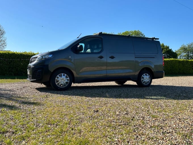 2025 Vauxhall Vivaro
