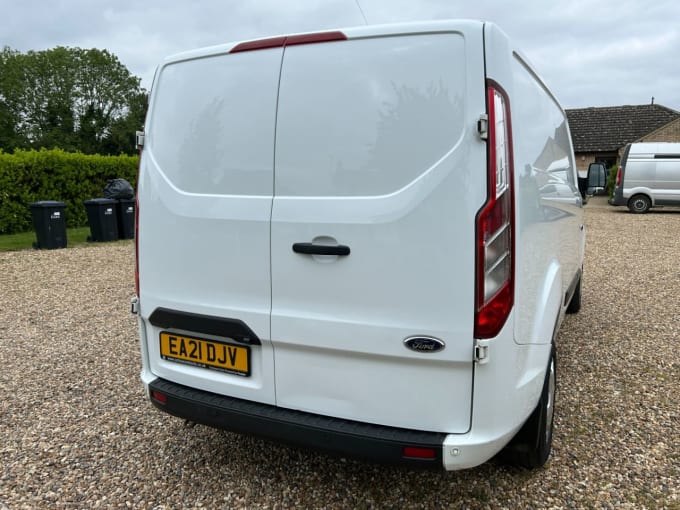 2025 Ford Transit Custom