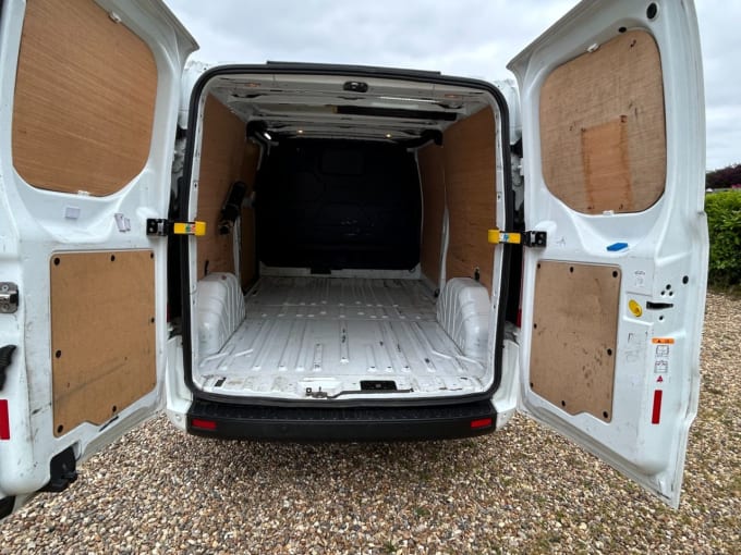2025 Ford Transit Custom