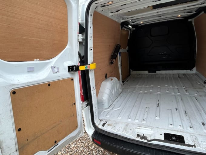 2025 Ford Transit Custom
