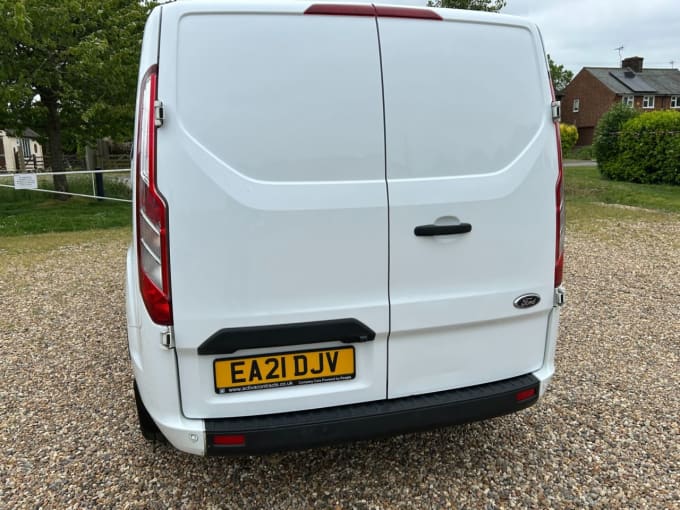 2025 Ford Transit Custom