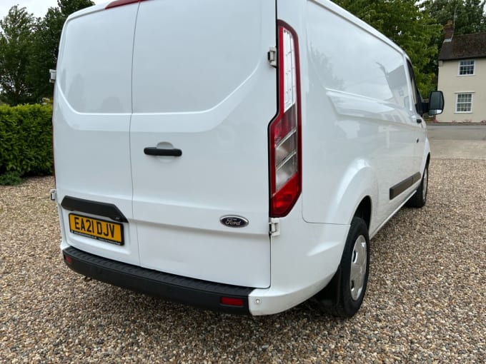 2025 Ford Transit Custom