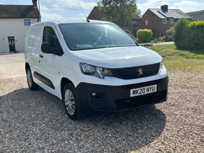 2025 Peugeot Partner