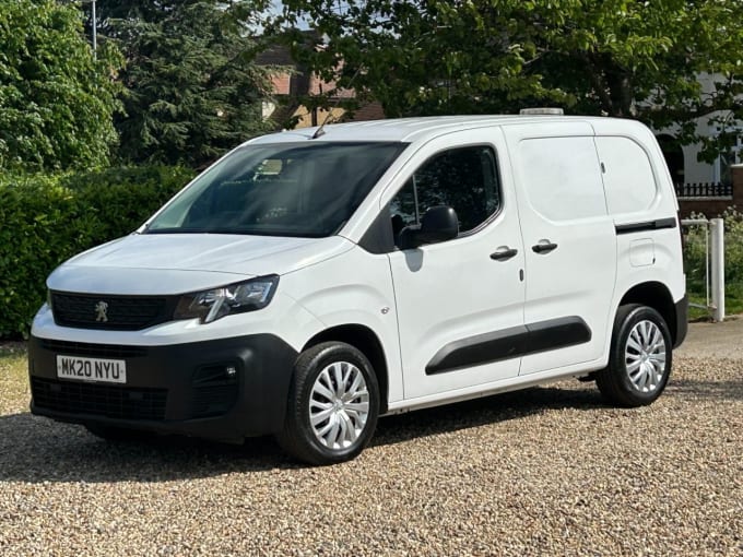 2025 Peugeot Partner