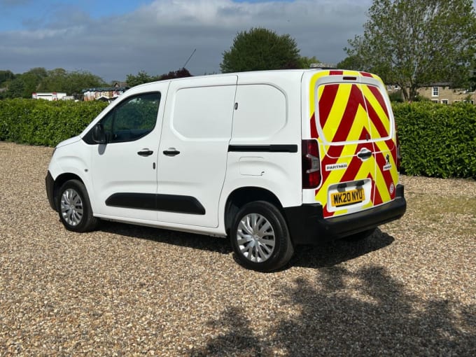 2025 Peugeot Partner