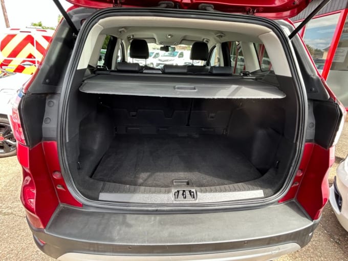 2025 Ford Kuga