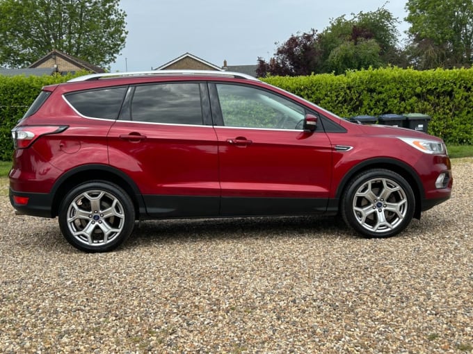 2025 Ford Kuga