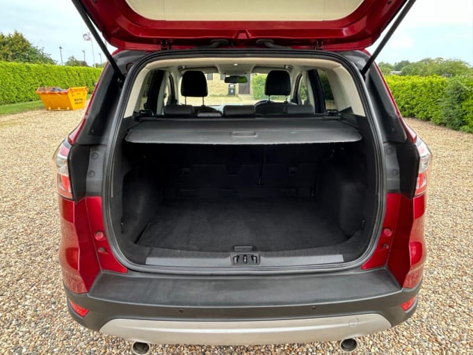 2025 Ford Kuga