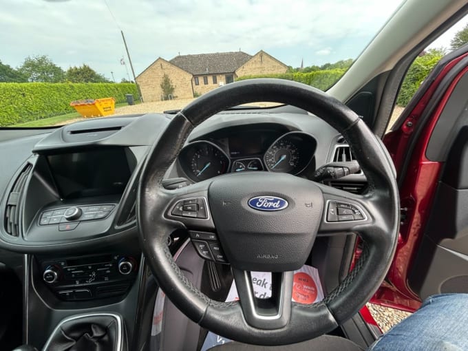 2025 Ford Kuga