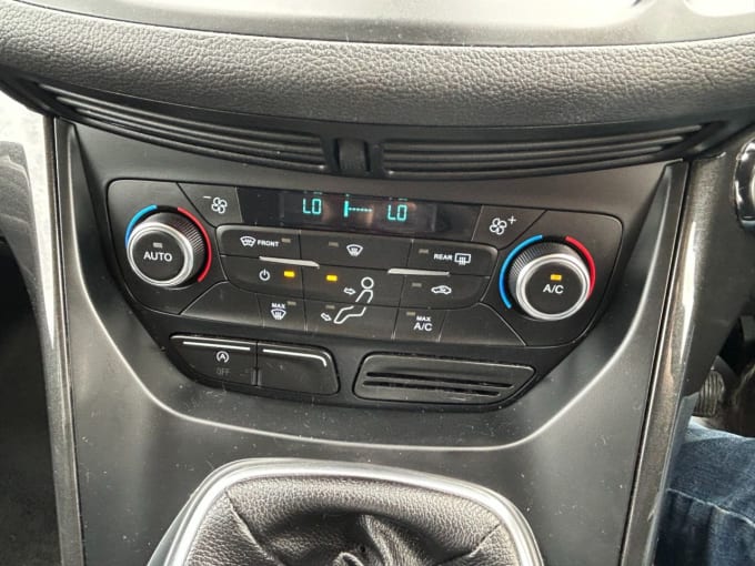 2025 Ford Kuga