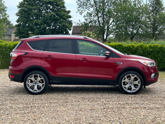 2025 Ford Kuga