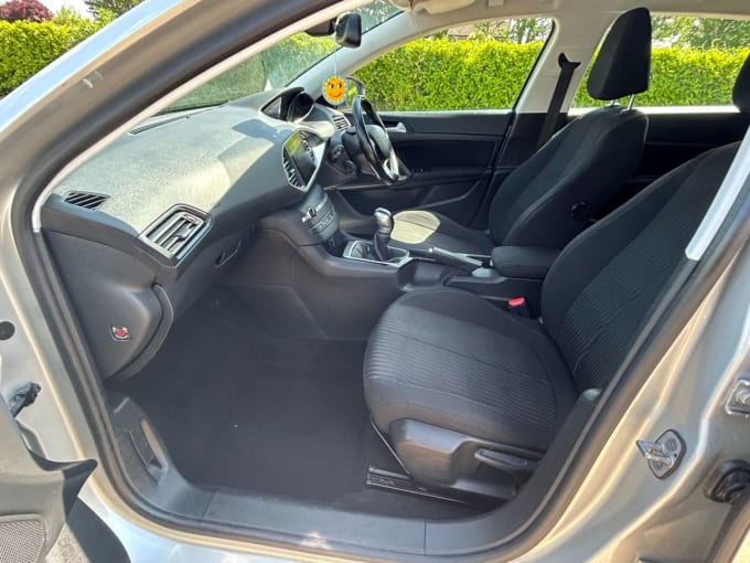 2025 Peugeot 308