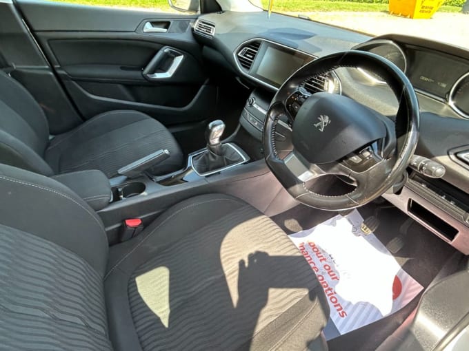 2025 Peugeot 308