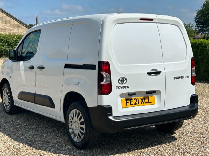 2025 Toyota Proace City