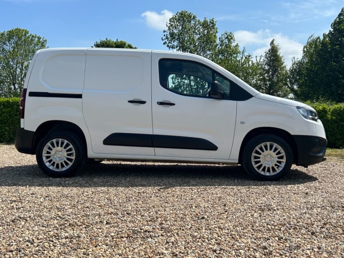 2025 Toyota Proace City