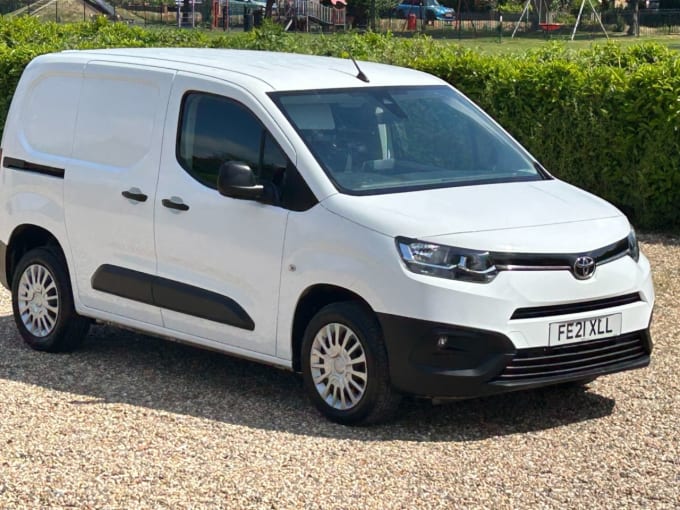 2025 Toyota Proace City