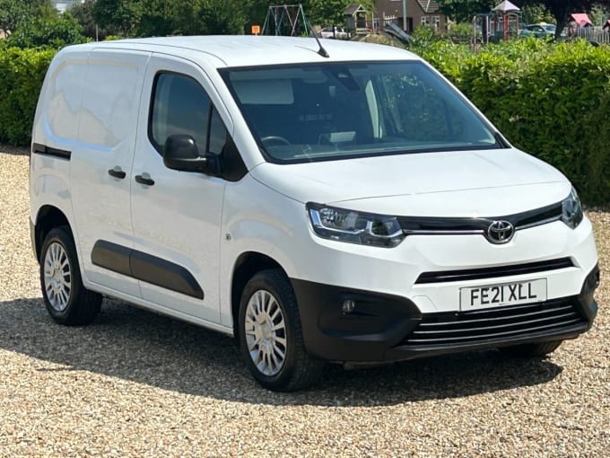2025 Toyota Proace City