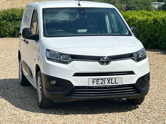 2025 Toyota Proace City