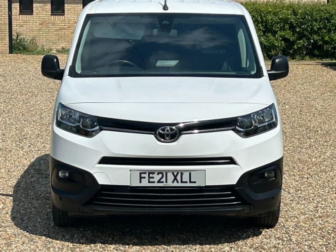 2025 Toyota Proace City