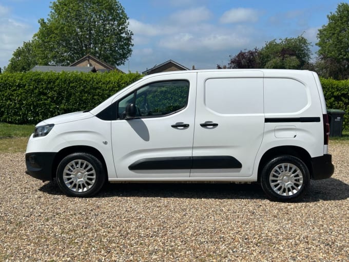 2025 Toyota Proace City