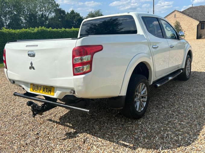 2025 Mitsubishi L200