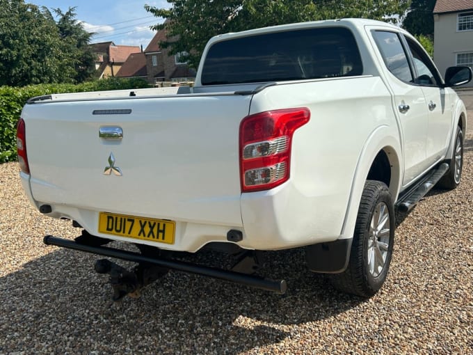 2025 Mitsubishi L200