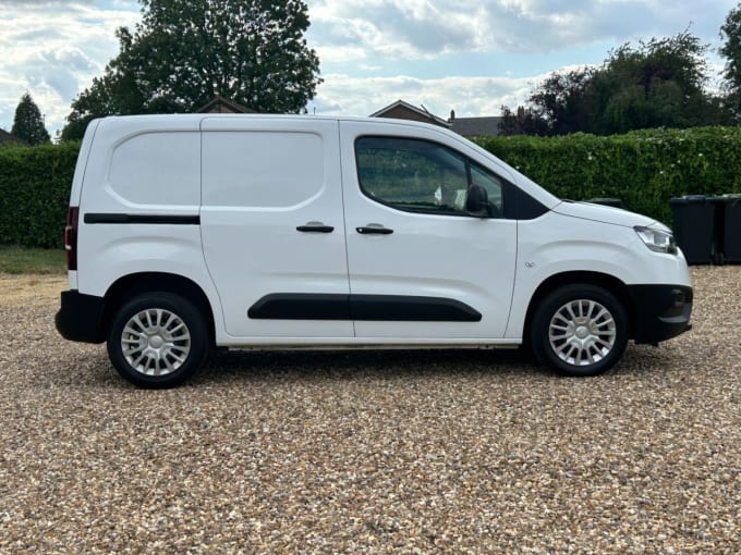2025 Toyota Proace City