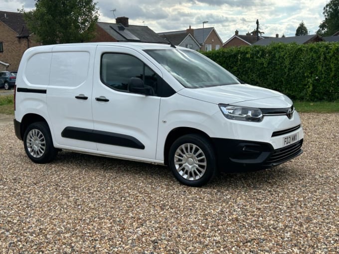 2025 Toyota Proace City
