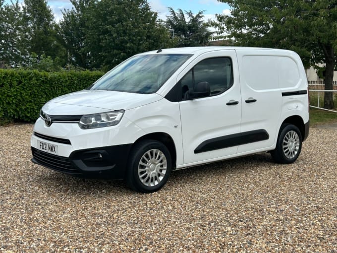 2025 Toyota Proace City