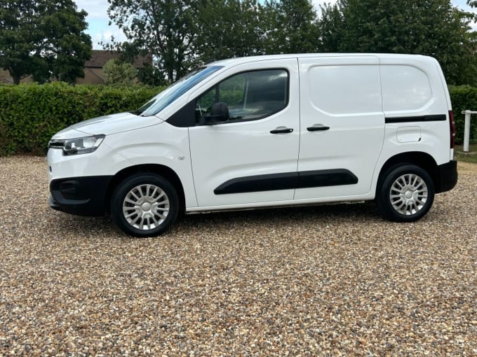 2025 Toyota Proace City