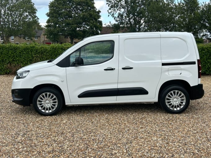 2025 Toyota Proace City