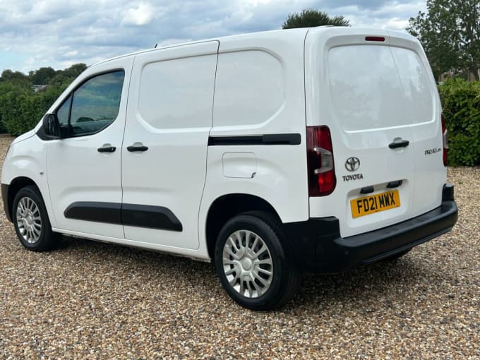 2025 Toyota Proace City