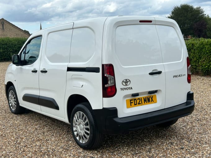 2025 Toyota Proace City