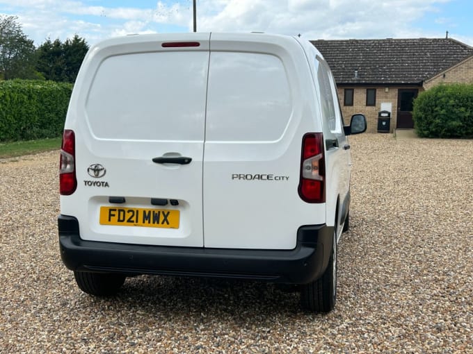 2025 Toyota Proace City