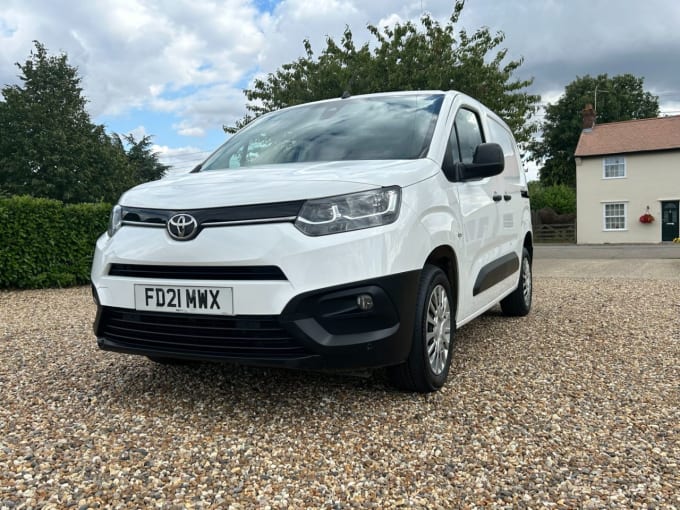 2025 Toyota Proace City