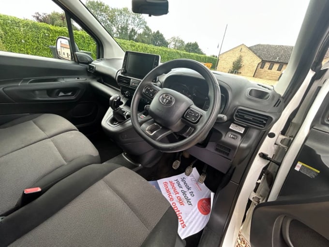 2025 Toyota Proace City