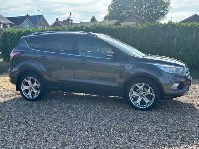 2025 Ford Kuga