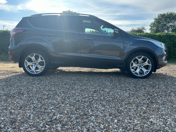2025 Ford Kuga
