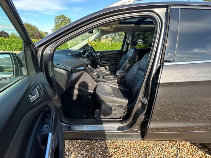 2025 Ford Kuga