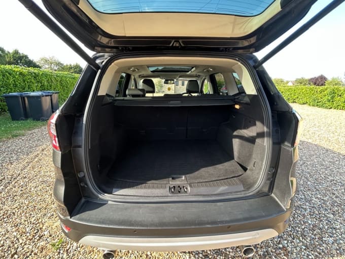 2025 Ford Kuga